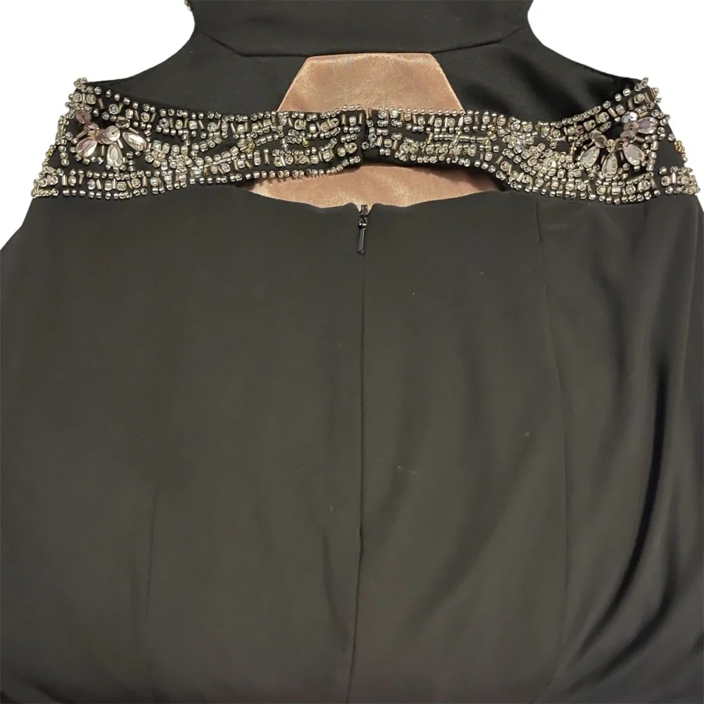 XSCAPE Long Black Beaded Sequin Open Back Sexy Formal Gown with Front Slit Sz 2 - Picture 14 of 14